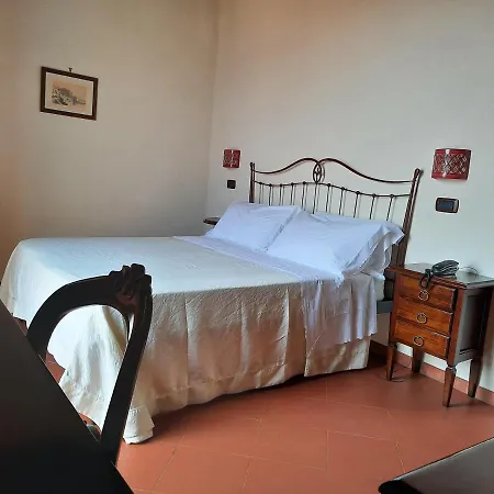 Portico Del Paradiso Bed & Breakfast